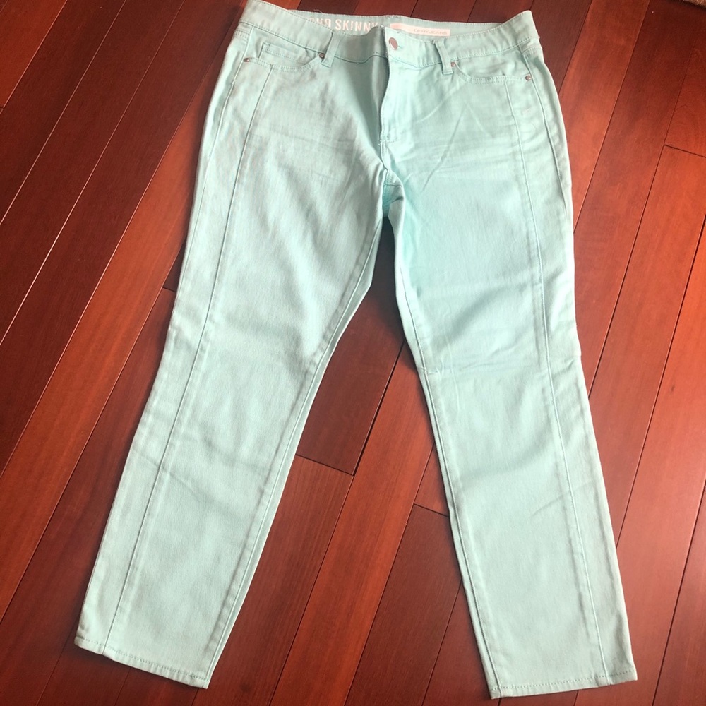 DKNY Jeans soho skinny Size 14 NWOT in turquoise
